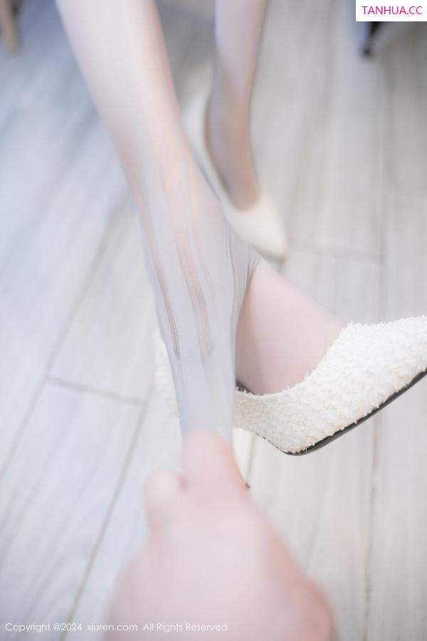 李倩Lucky  [XiuRen]高清写真图 2024.09.19 No.9175 Lucky- 丝袜美腿第59张图片